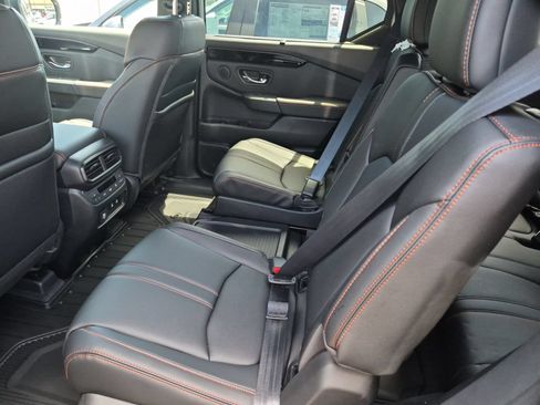 New 2026 Honda Pilot TrailSport image 7