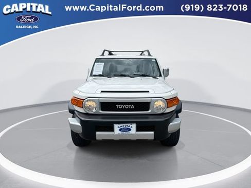 Used 2010 Toyota FJ Cruiser 4WD image 3