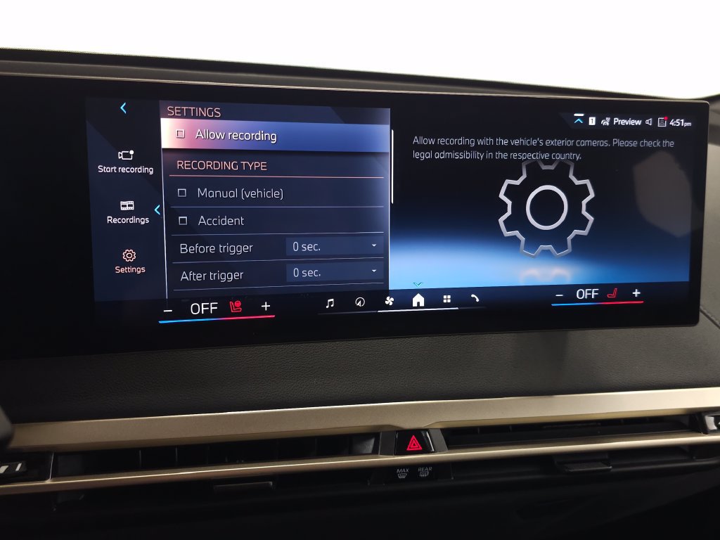 Certified 2024 BMW iX xDrive50 w/ Sport Package AWD/4WD image 33