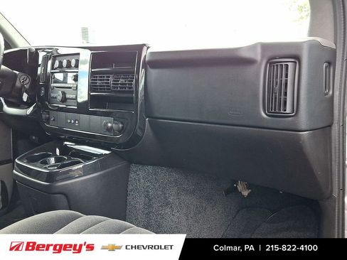 Used 2014 Chevrolet Express 1500 image 27