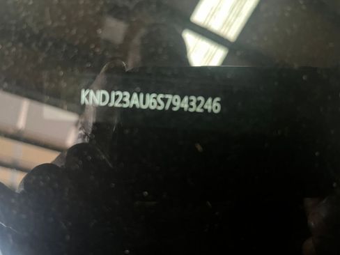 Used 2025 Kia Soul LX w/ LX Technology Package image 29