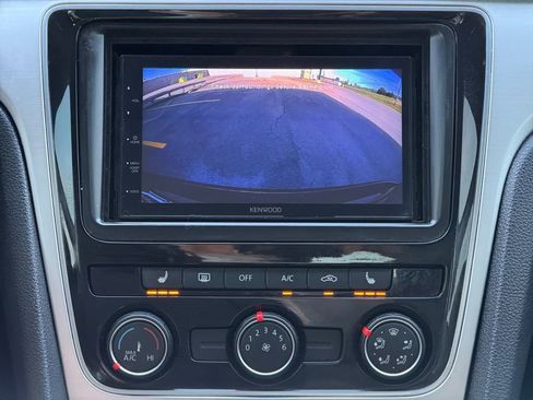 Used 2013 Volkswagen Passat 2.5 SE image 12