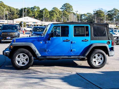 Used 2016 Jeep Wrangler Unlimited Sport w/ Quick Order Package 24S image 3