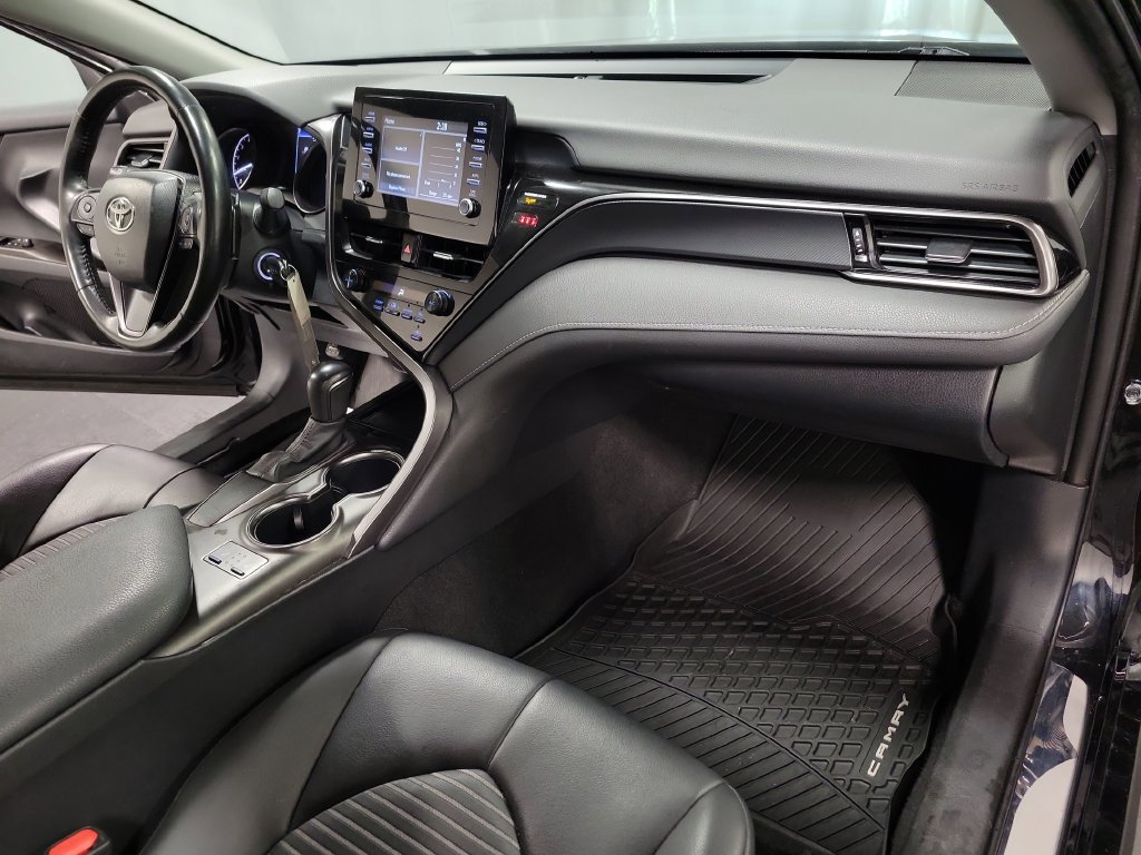 Used 2023 Toyota Camry SE FWD image 32
