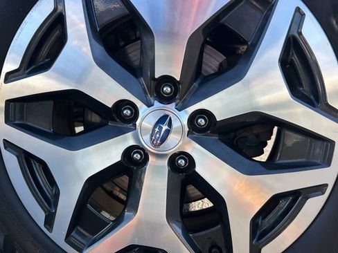 Used 2022 Subaru Forester Premium image 8