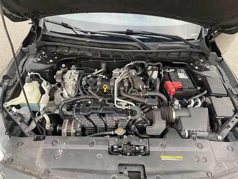 Used 2022 Nissan Altima 2.5 SV image 28