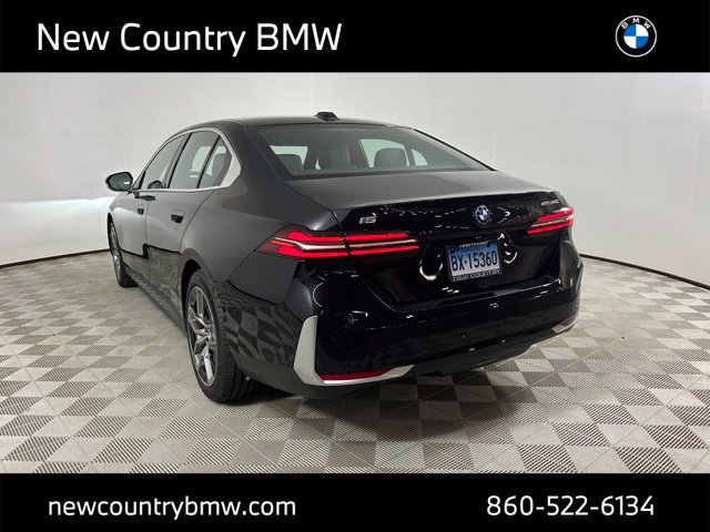 Certified 2024 BMW i5 eDrive40i w/ Premium Package RWD image 5