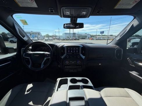 Used 2022 Chevrolet Silverado 2500 LTZ AWD/4WD image 17