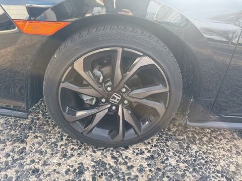 Used 2019 Honda Civic Sport image 14