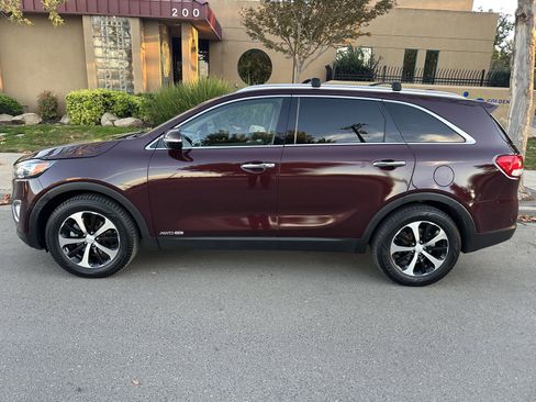 Used 2016 Kia Sorento EX w/ EX Premium Package image 8