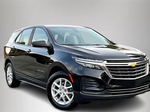 Certified 2024 Chevrolet Equinox LS image 1