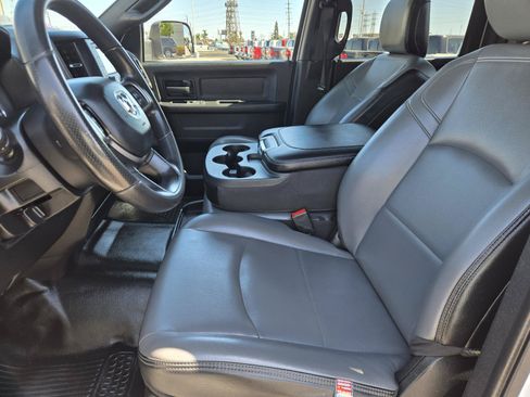 Used 2022 RAM 2500 Tradesman RWD image 23