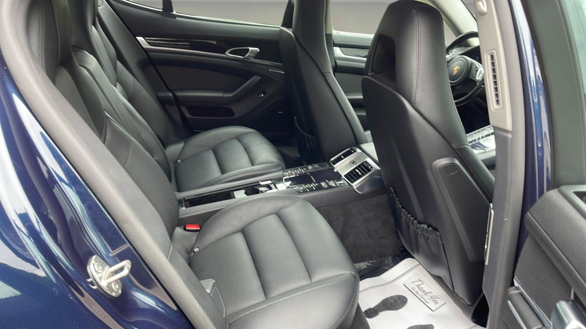 Used 2015 Porsche Panamera 4 AWD/4WD image 14