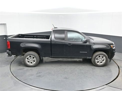 Used 2021 Chevrolet Colorado LT w/ Fleet Safety Package image 35