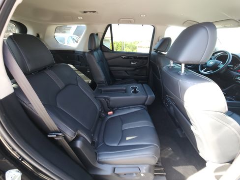 Used 2023 Honda Pilot EX-L image 12