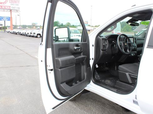 Used 2026 Chevrolet Silverado 2500 W/T w/ WT Convenience Package RWD image 21