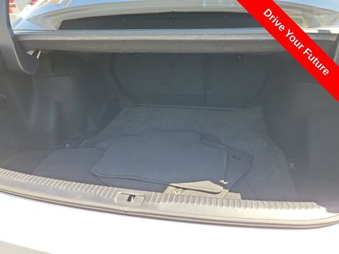 Used 2018 Lexus IS 300 w/ Accessory Package RWD image 27