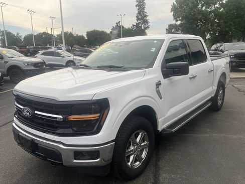 Used 2025 Ford F150 XLT w/ Equipment Group 301A Standard AWD/4WD image 3
