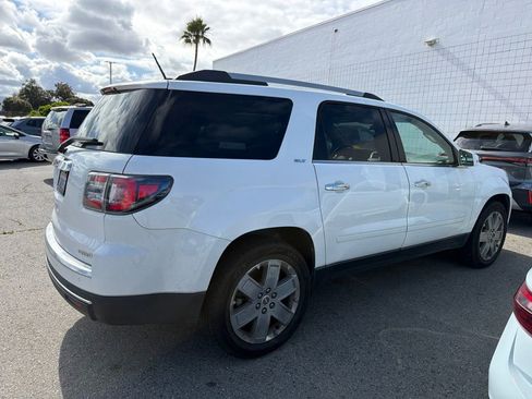 Used 2017 GMC Acadia Limited SLT AWD/4WD image 3