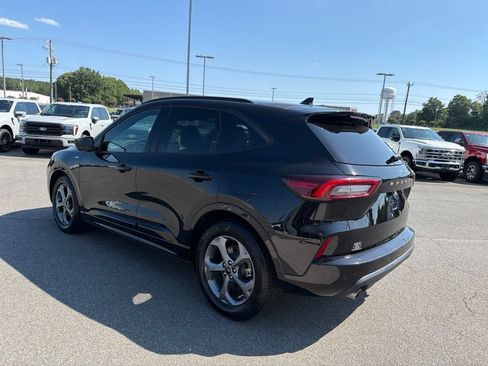 Certified 2023 Ford Escape ST-Line w/ Tech Pack #1 FWD image 7