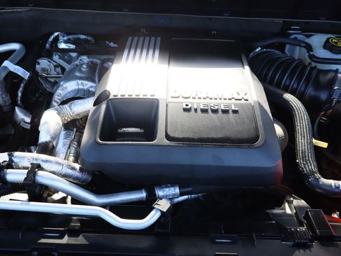 Certified 2022 Chevrolet Silverado 1500 High Country w/ High Country Premium Package image 33