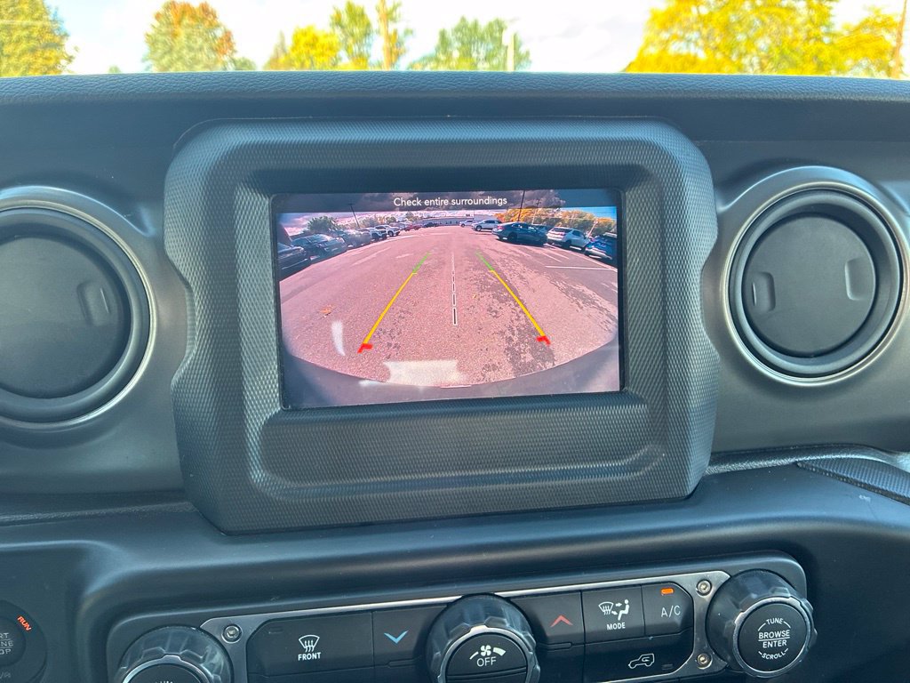 Used 2022 Jeep Wrangler Unlimited Sport AWD/4WD image 24
