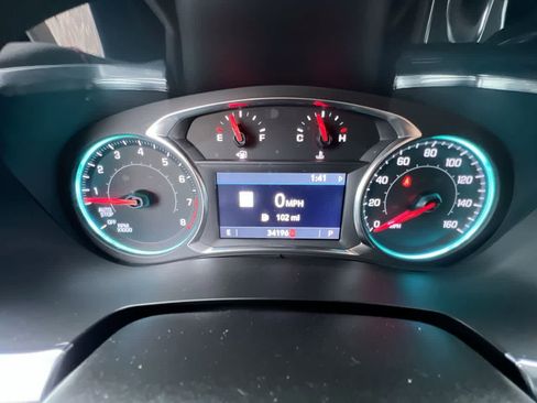 Used 2023 Chevrolet Traverse RS image 15