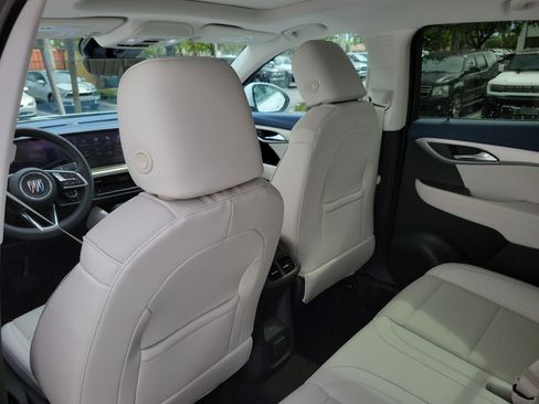 New 2026 Buick Envision Avenir image 14