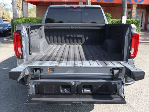 Used 2022 GMC Sierra 1500 AT4 w/ AT4 Premium Package AWD/4WD image 8