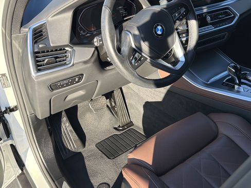 Used 2023 BMW X5 xDrive40i w/ Premium Package image 12