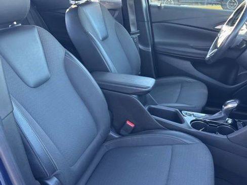 Used 2023 Buick Encore GX Select image 12