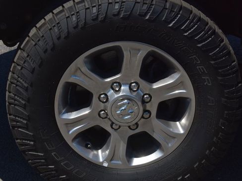 Used 2024 RAM 3500 Big Horn AWD/4WD image 10
