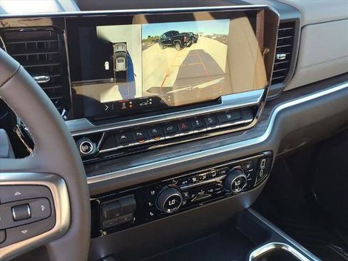 New 2026 Chevrolet Silverado 1500 LTZ w/ Z71 Off-Road Package image 22