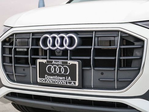 Used 2023 Audi Q8 Premium w/ Convenience Package image 6