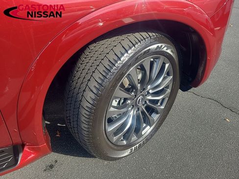 Used 2024 Nissan Armada Platinum w/ Captain's Chairs Package image 15