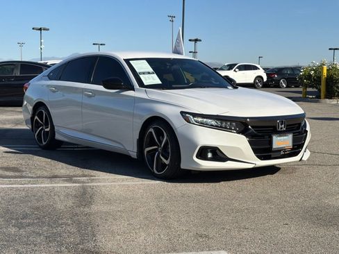 Used 2022 Honda Accord Sport image 5