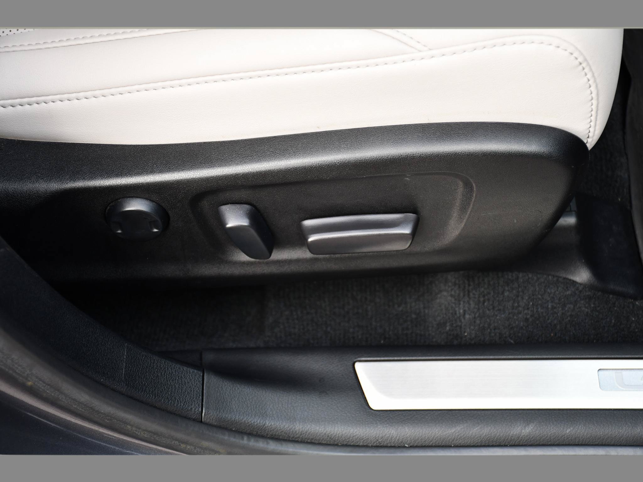 Used 2022 Lexus RX 350 FWD w/ Premium Package image 29