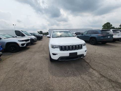Certified 2020 Jeep Grand Cherokee Limited AWD/4WD image 6