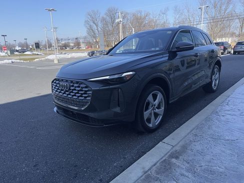 Certified 2025 Audi Q5 Premium Plus w/ Premium Plus image 33