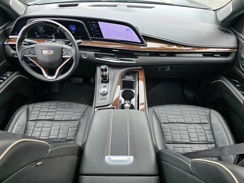 Used 2022 Cadillac Escalade Sport Platinum image 27