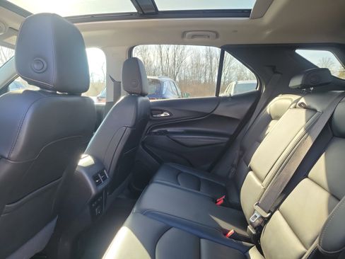 Used 2019 Chevrolet Equinox Premier image 11