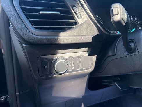 Used 2022 Ford Escape SE w/ Convenience Package image 16