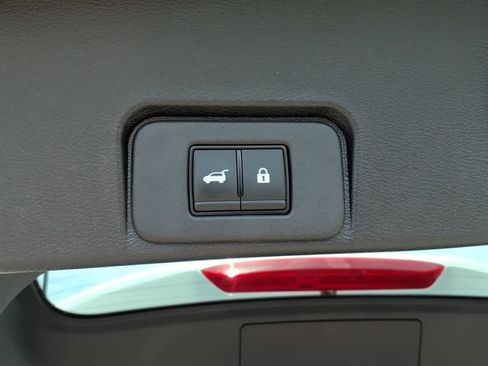 Used 2023 Nissan Rogue Platinum w/ Platinum Premium Package AWD/4WD image 28