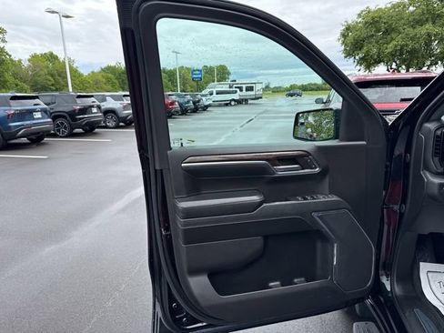 Used 2024 GMC Sierra 1500 Elevation AWD/4WD image 14