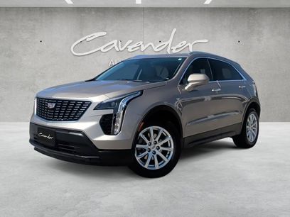 Certified 2023 Cadillac XT4 Luxury w/ Cold Weather Package