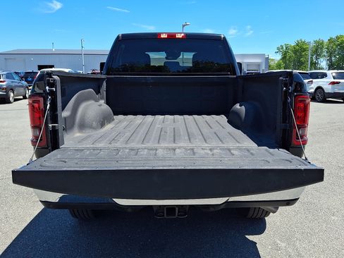 Used 2025 RAM 2500 Big Horn AWD/4WD image 28