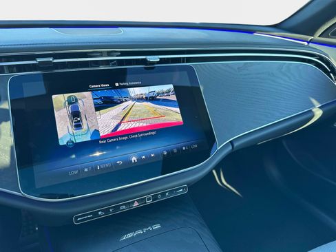 New 2026 Mercedes-Benz E 53 AMG e 4MATIC Sedan image 26