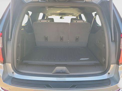 New 2026 GMC Yukon XL Elevation image 22