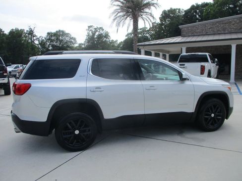 Used 2017 GMC Acadia SLT FWD image 7