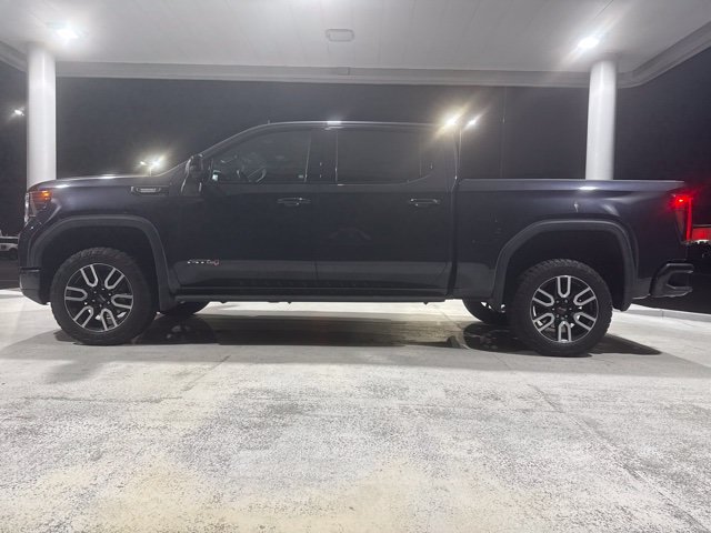 Used 2024 GMC Sierra 1500 AT4 w/ Technology Package AWD/4WD image 7